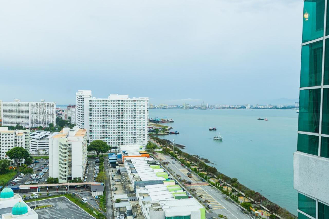 Maritime Suite Apartment By Dwell George Town Exterior photo